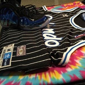 Blue Mirror Foamposite With Jersey size M.